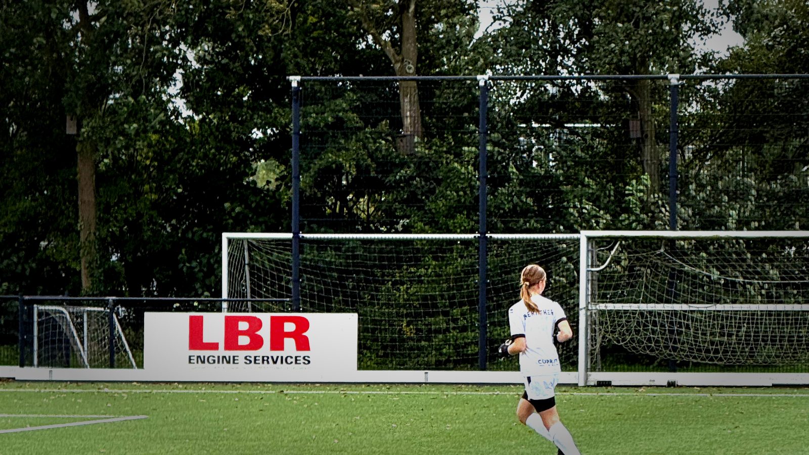 ADO Den Haag meiden trappen goed af in MO15 light en MO17